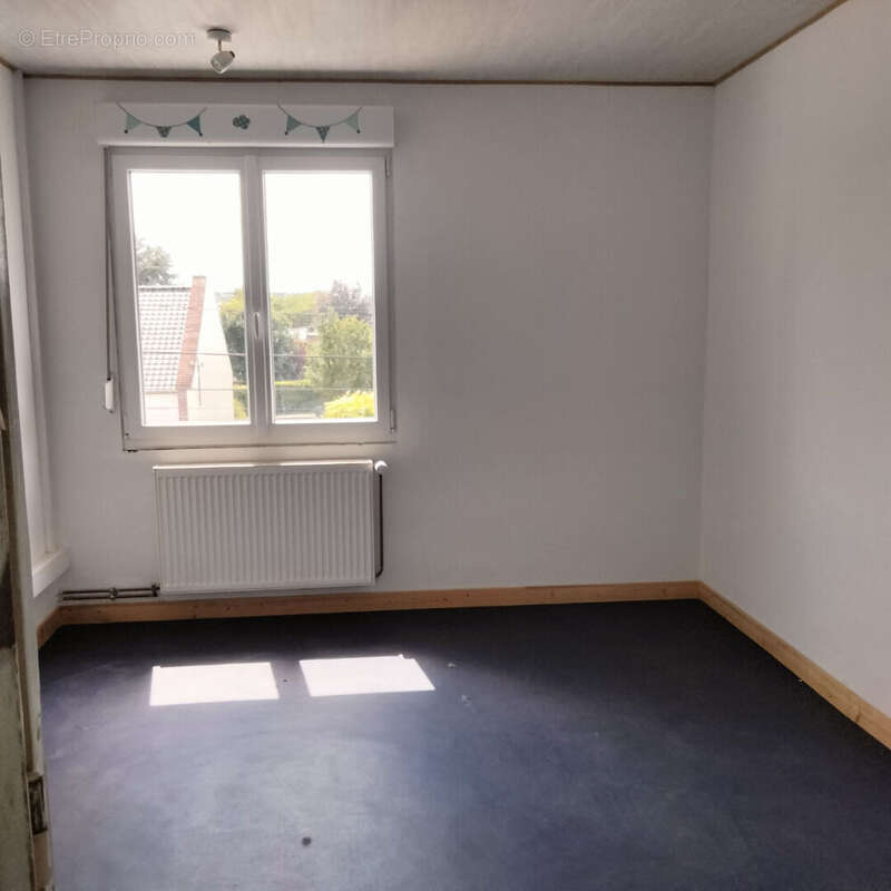 Maison semi-individuelle 84.81 m2 env. quartier Golf - photo 3