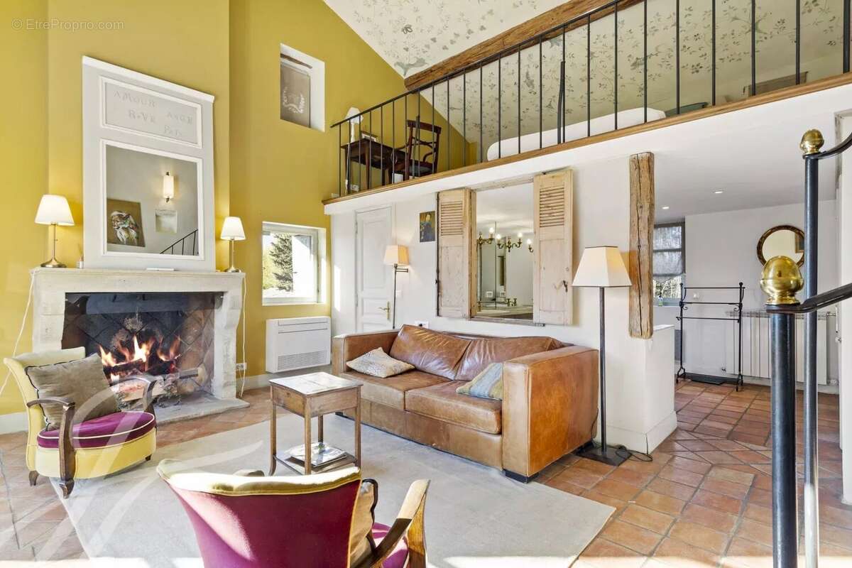 Maison à CABRIERES-D&#039;AVIGNON