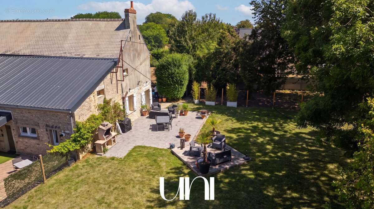 Maison 7 pièces de 230m² avec gîte indépendant - BAYEUX - photo 4