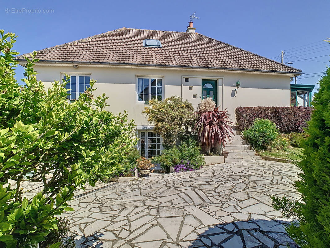 Maison à ISIGNY-SUR-MER