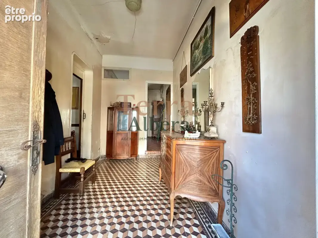 Perpignan - maison plain pied à renover - garage-atelier - photo 5