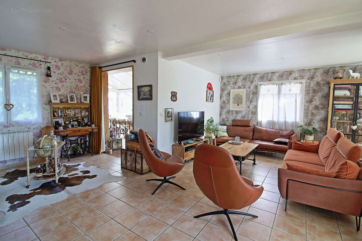 Maison Bellegarde Poussieu 5 pièce(s) 150 m2 - photo 6