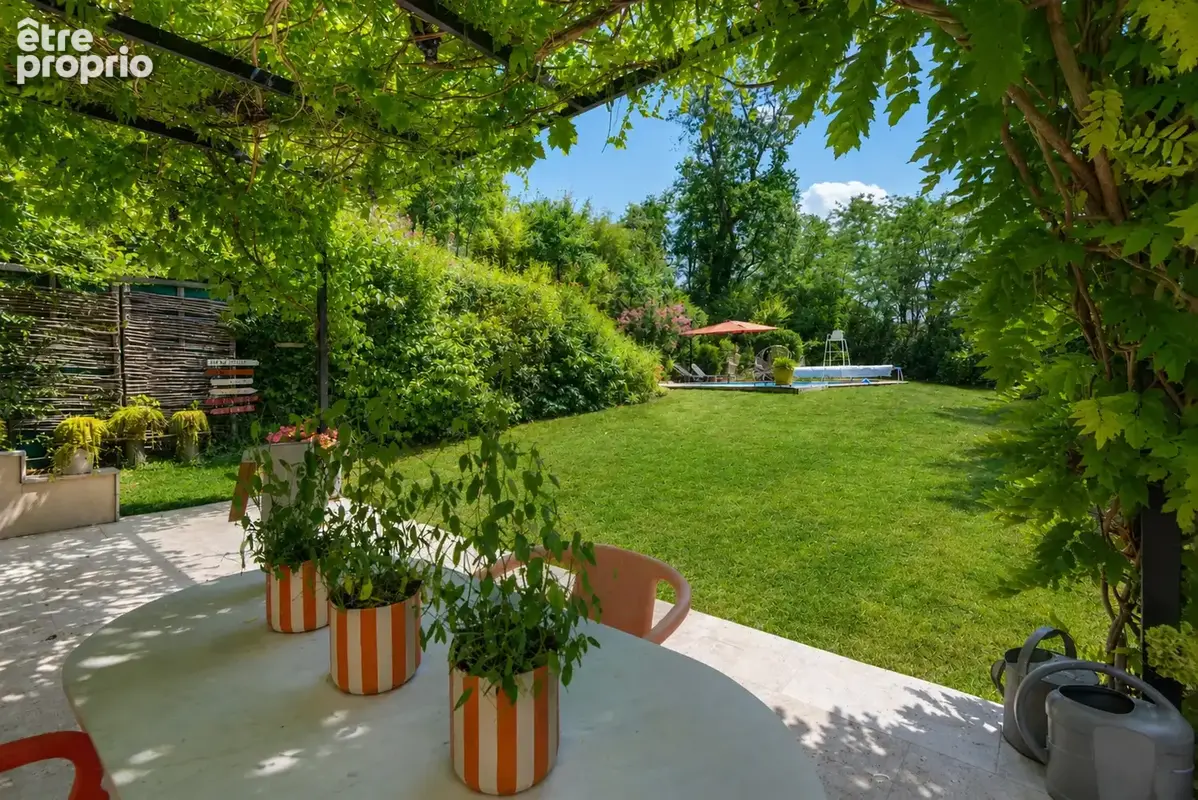 Maison de campagne en pierre   217 m2   propriété de 1,52 ha   piscine & lodge - photo 24