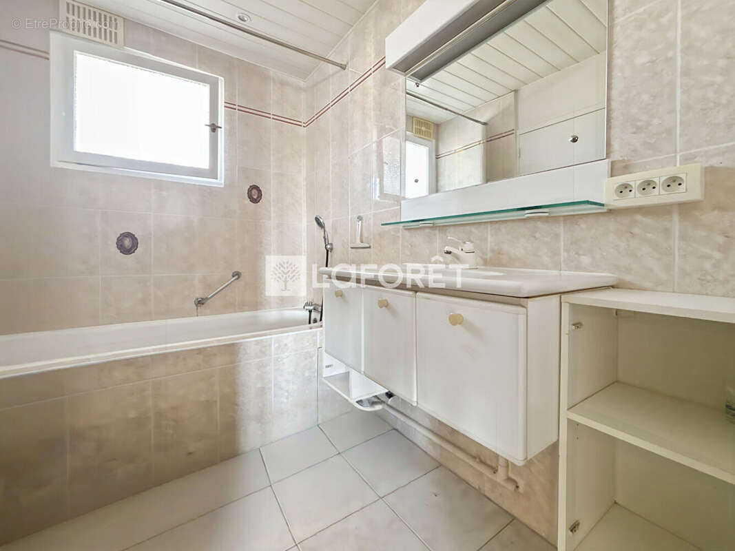 Appartement 3 pièces à vendre à Portes Les Valence - photo 5