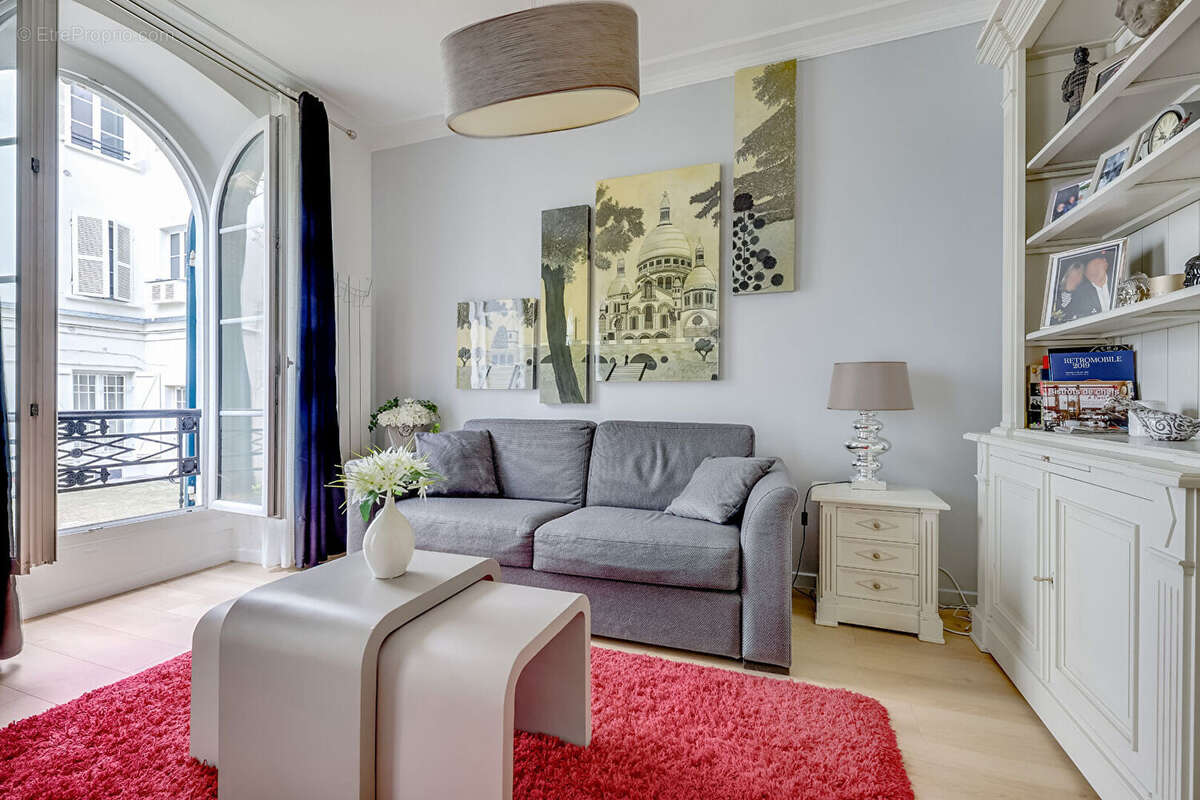 Appartement à PARIS-17E