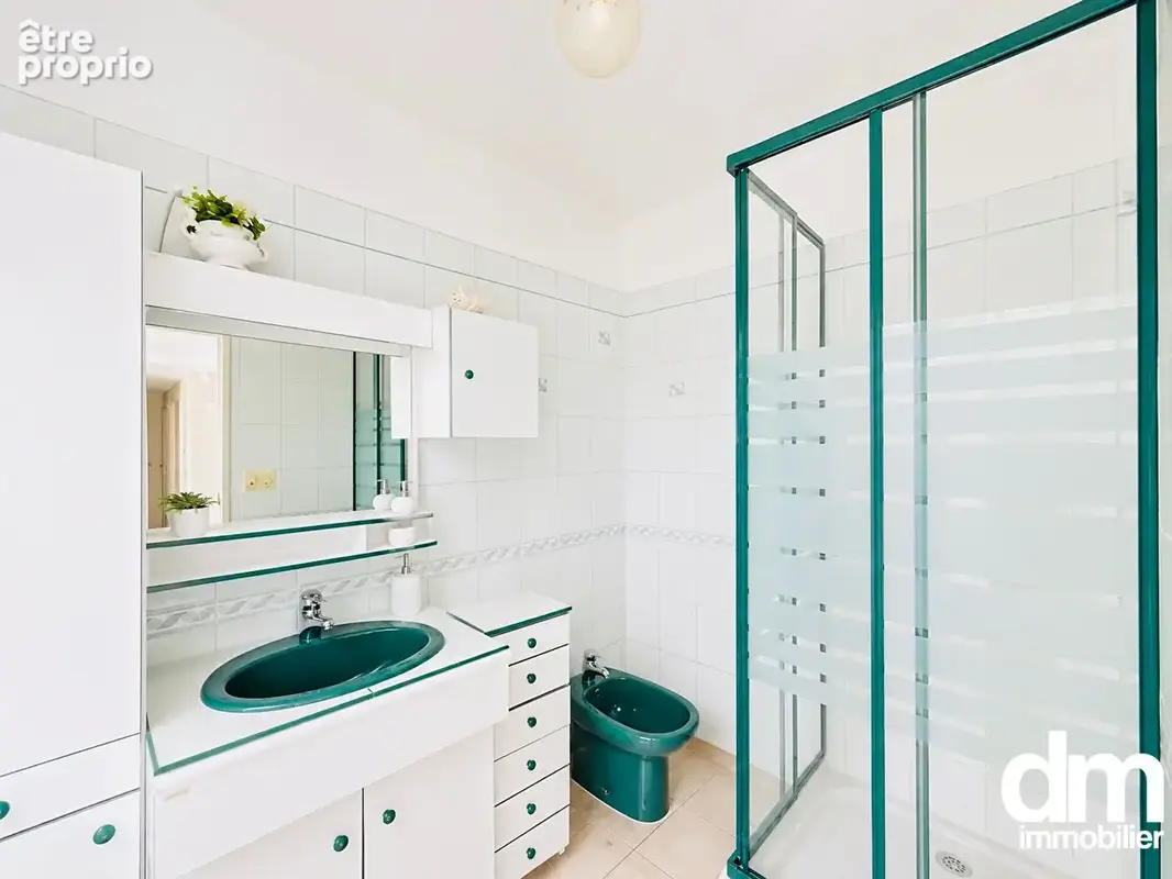 Appartement  5 pièce(s) 123.87 m2 avec terrasses, place de parking privative et cave - photo 8