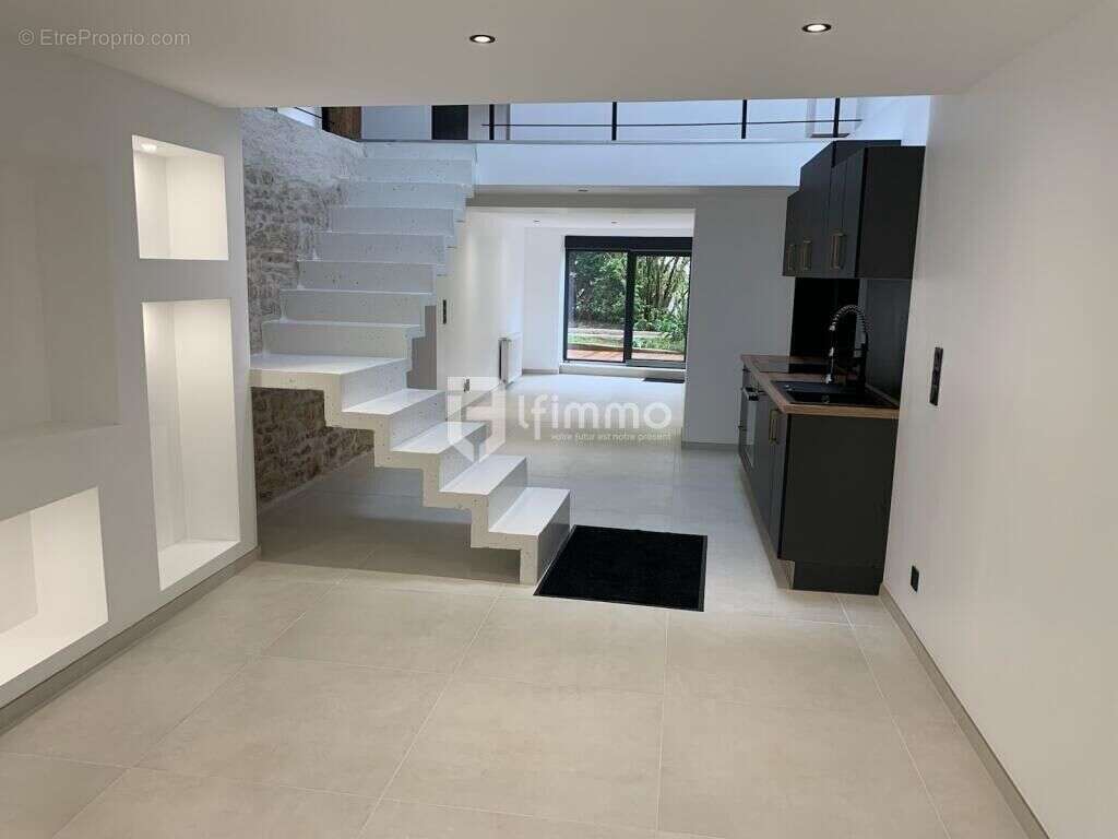 Maison à AUTREPIERRE