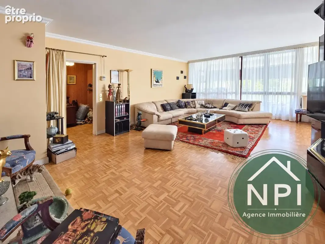 Appartement 6 pièces 120 m² à vendre à Vaux-Le-Penil (77000) - photo 2