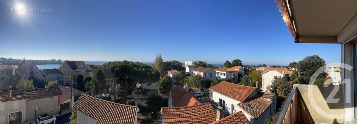 Appartement à VAUX-SUR-MER