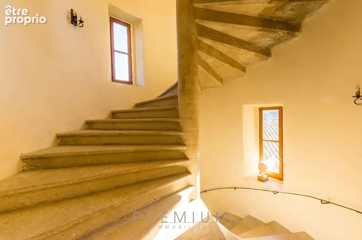 Majestueux Château du XIV siècle. Un Domaine d'Exception aux Portes du Sud - photo 12