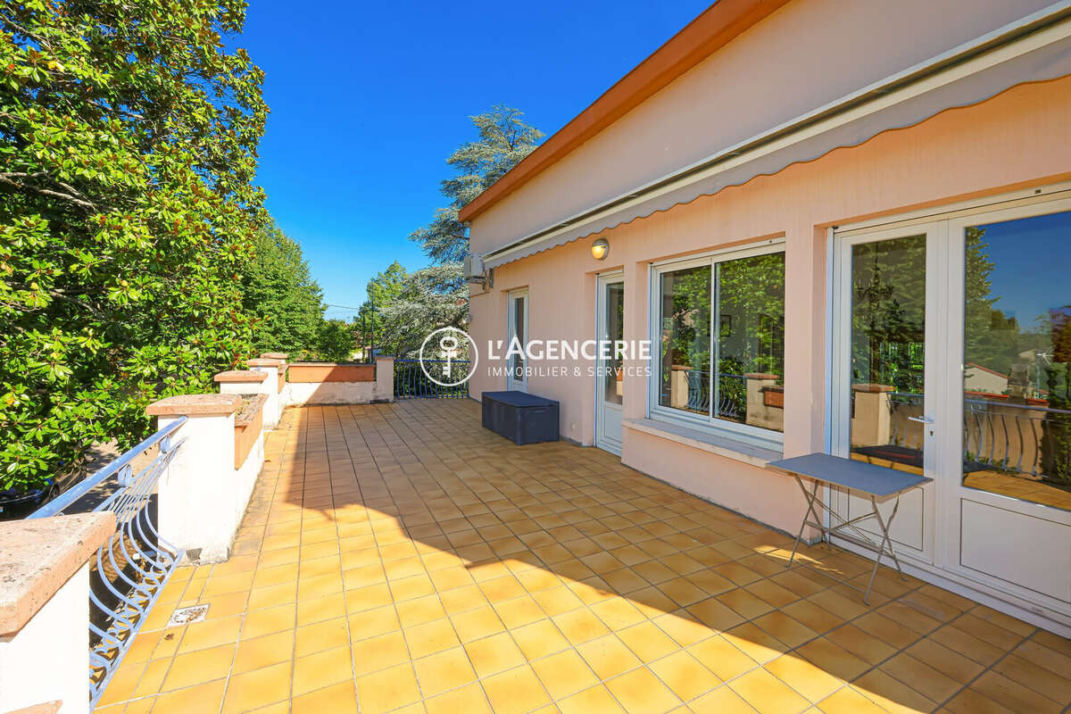 Maison 200 m² à Albi  - photo 9