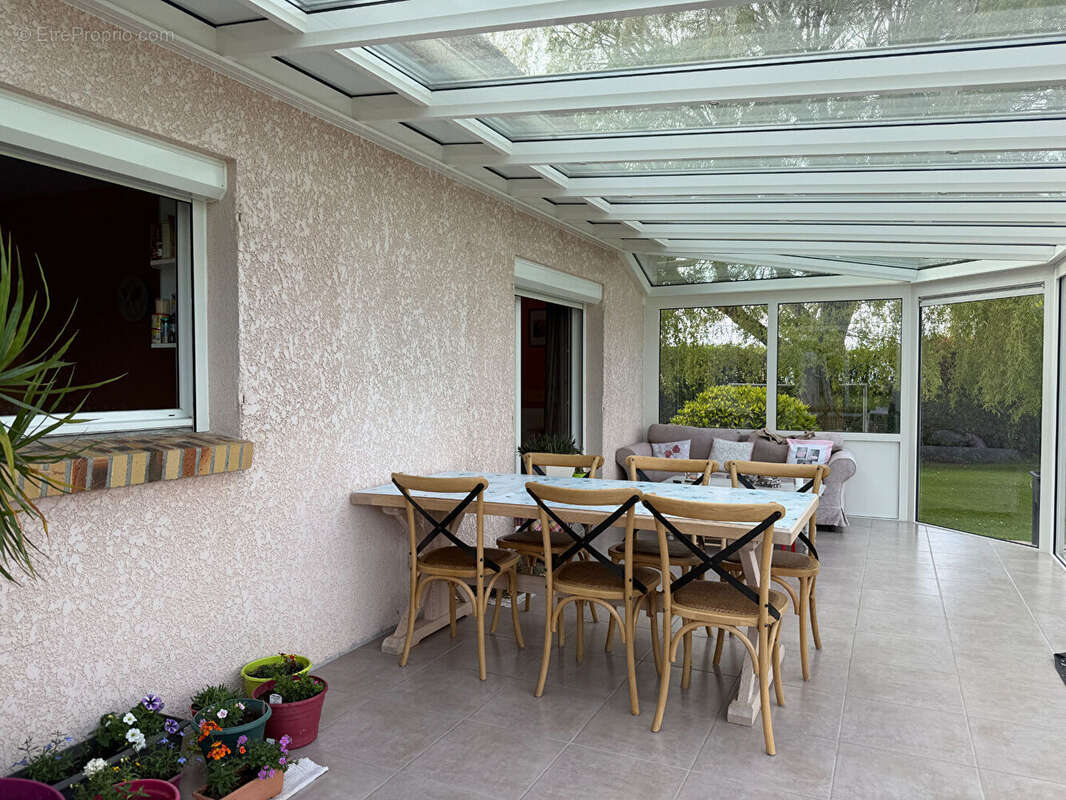 Maison à vendre - ST JOUIN BRUNEVAL - 153 m² - 4 CHAMBRES - Jardin - Sous-sol - photo 10