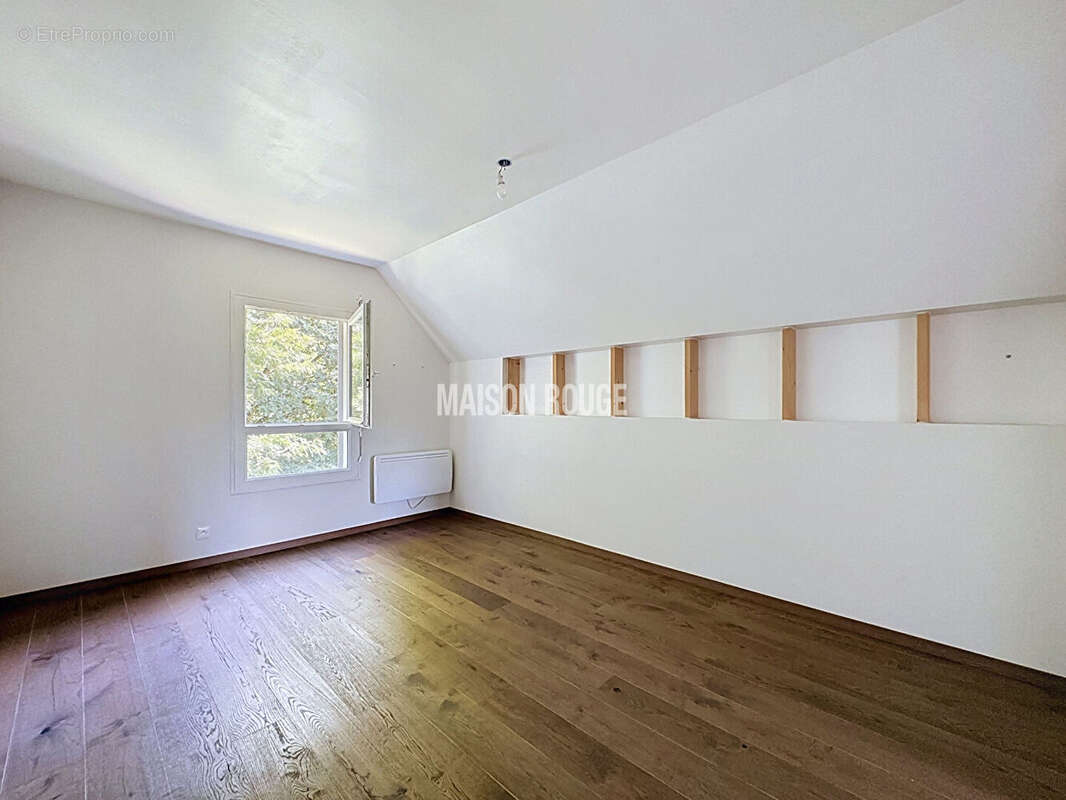 Maison en pierre rénovée 250 m² - 6 chambres -1.3 ha de terrain. Proche Dinan - photo 20