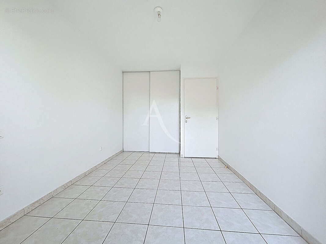 Maison à LESPINASSE