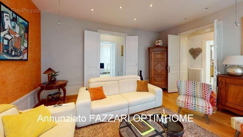 À Vendre en exclusivité à Dun sur meuse, Grande Maison de Maître avec Revenus Locatifs, proche Belgique et Luxembourg ! 244 m² h - photo 3