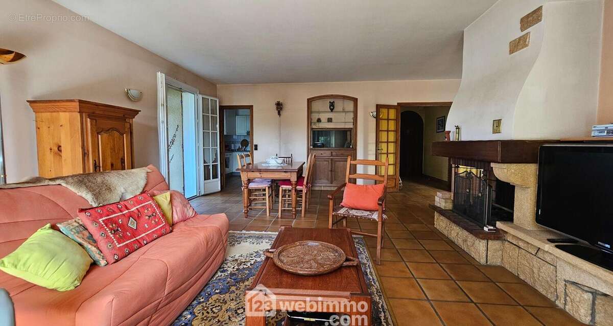 Maison 115 m² à Lons  - photo 6