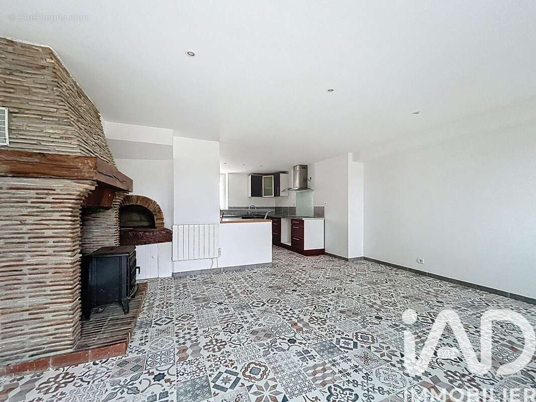 Photo 2 - Maison à DAMMARTIN-SUR-TIGEAUX