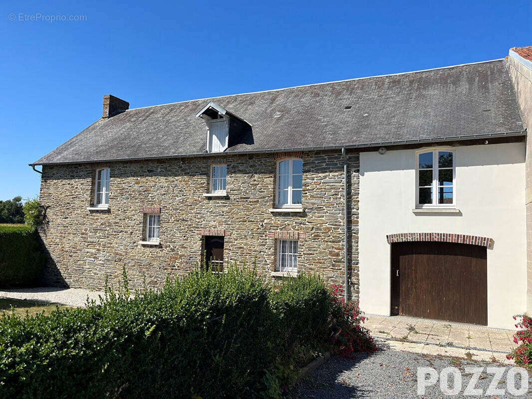Maison à SAINT-PIERRE-DE-SEMILLY