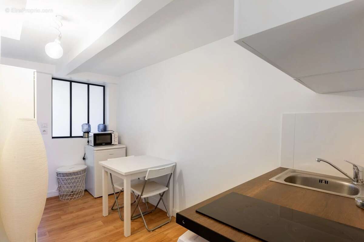 Appartement à PARIS-11E