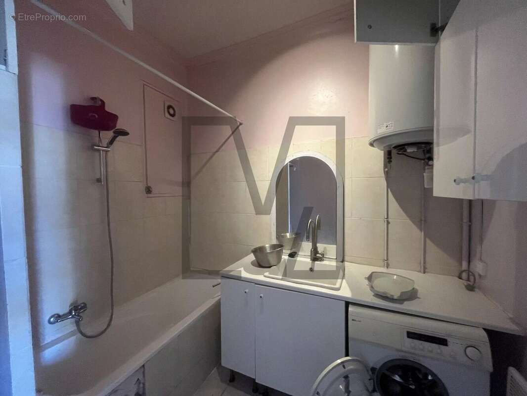 Appartement à MARSEILLE-3E
