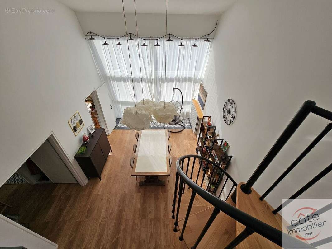 Appartement à SAINT-MAUR-DES-FOSSES