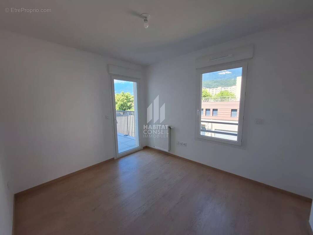 Appartement à ECHIROLLES