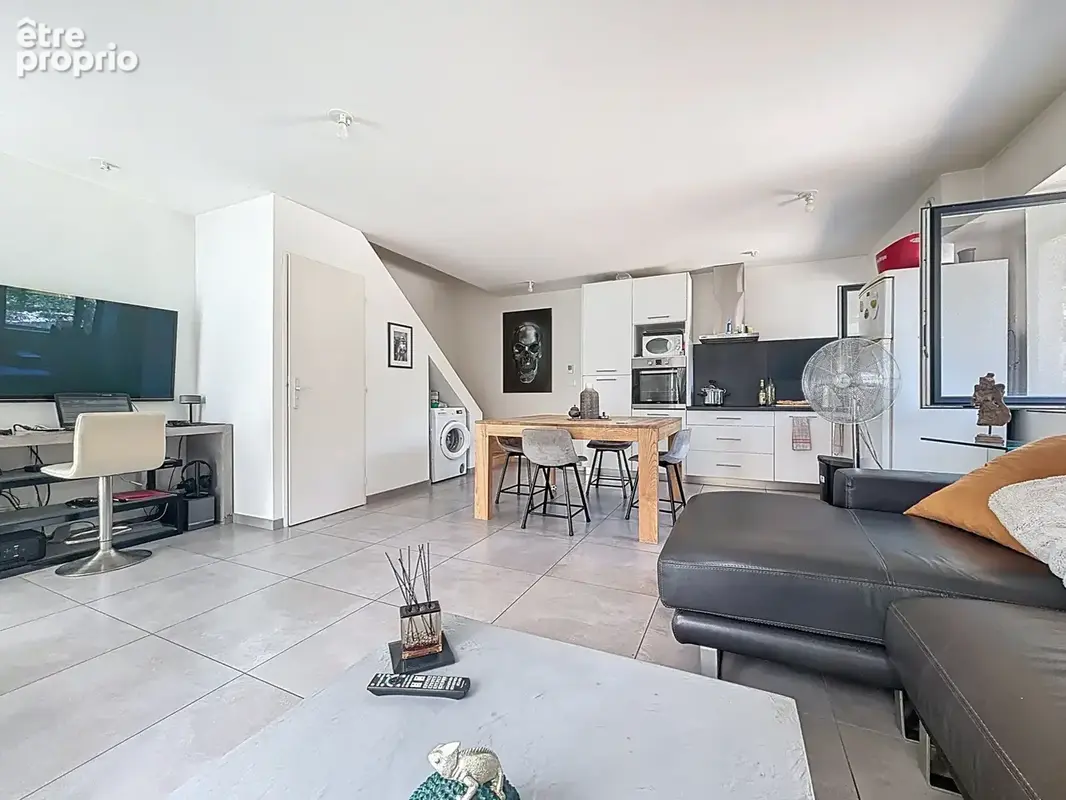 Appartement à SAINT-JEOIRE-PRIEURE
