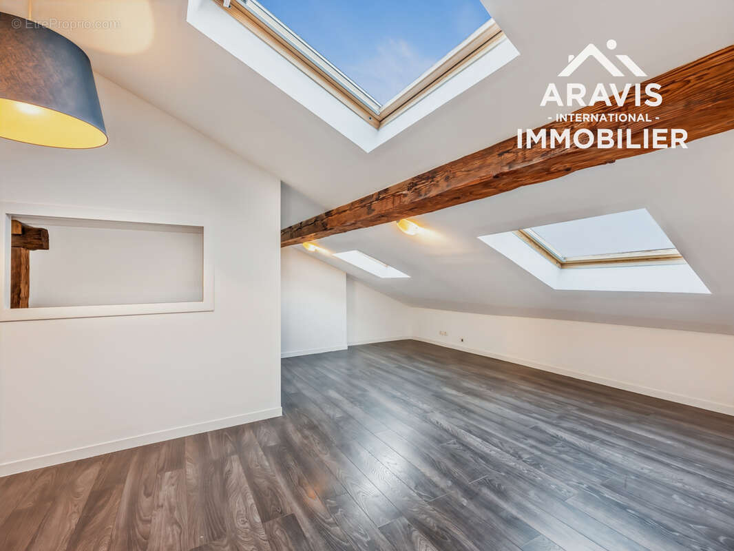 Appartement à SEYTHENEX