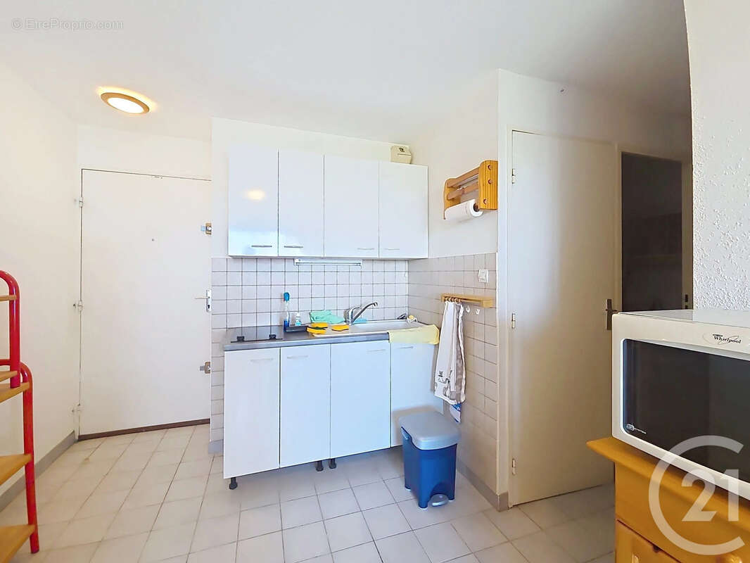 Appartement 28 m² à Sete  - photo 6
