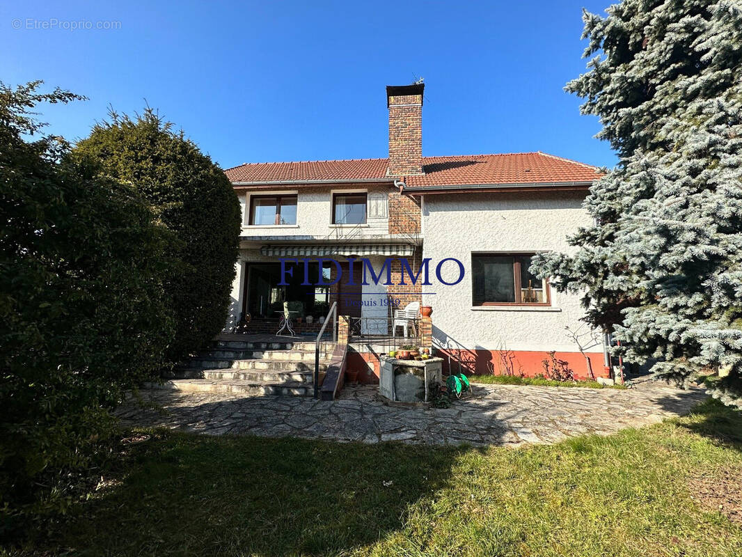 Maison à ORMESSON-SUR-MARNE