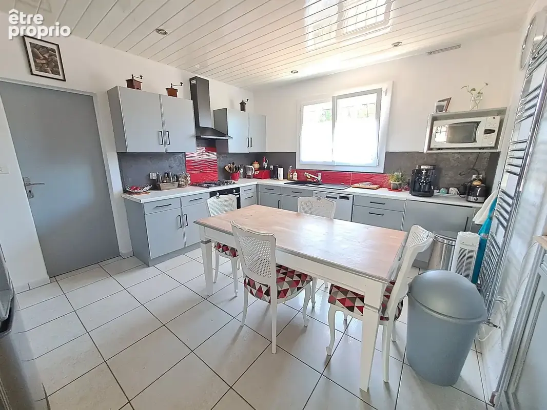 Maison à vendre 7 pièces SAINT MEDARD EN JALLES (33) - photo 4
