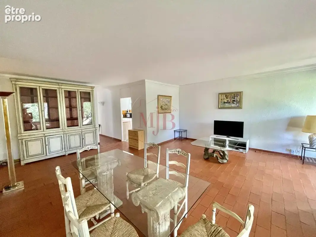 Appartement 112 m² à Aix-En-Provence  - photo 4