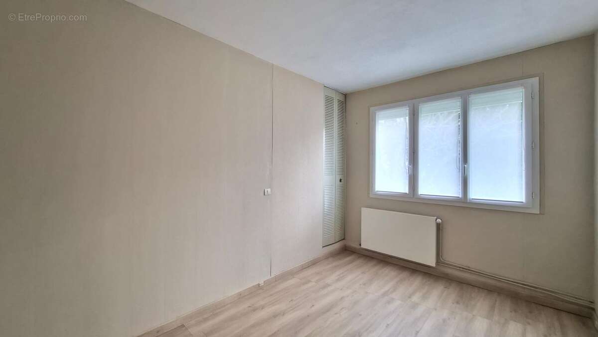 Maison à SAINT-GERMAIN-LES-ARPAJON