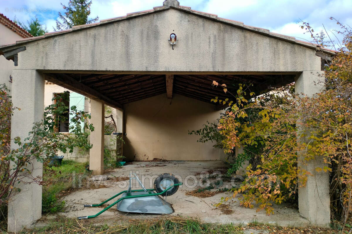 Maison à NANS-LES-PINS