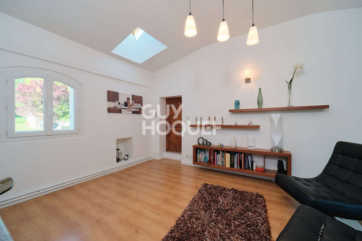 Maison à VILLETTE-DE-VIENNE