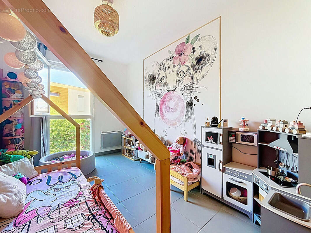 Appartement à GRABELS