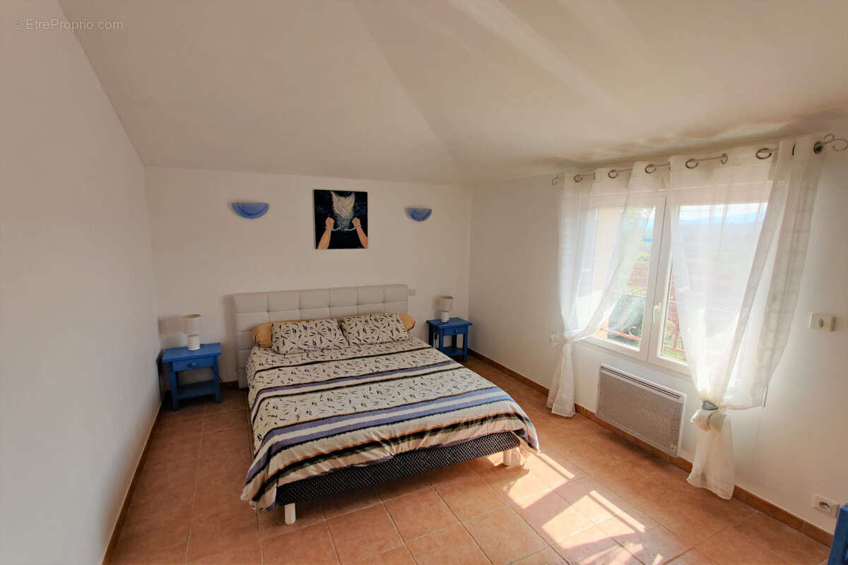 Appartement à TARADEAU