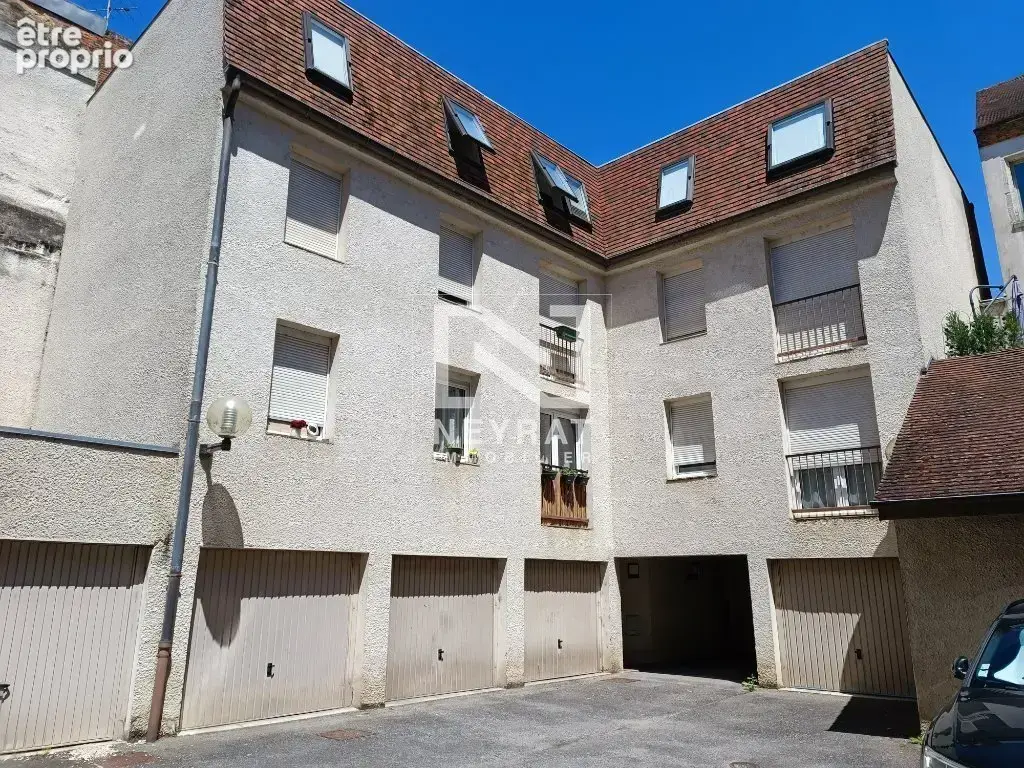 Appartement à AUXONNE