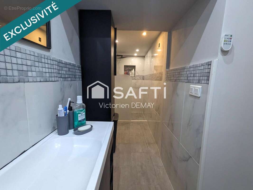 Photo 2 - Maison à REGNY