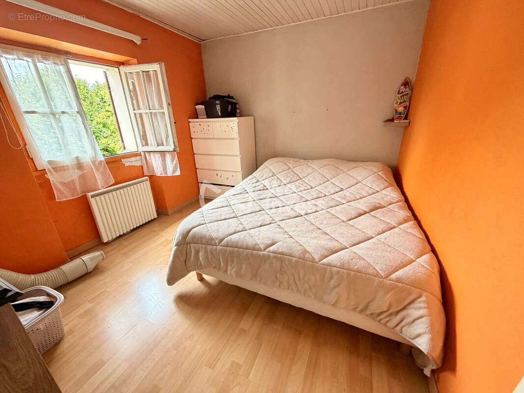 Maison 100 m² à Saint-Germain-Sous-Doue  - photo 9