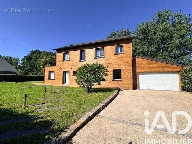 Maison 215 m² à Bullion  - photo 2