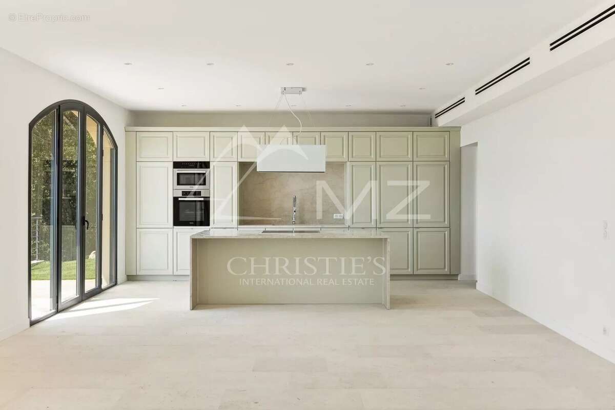 Maison à SPERACEDES