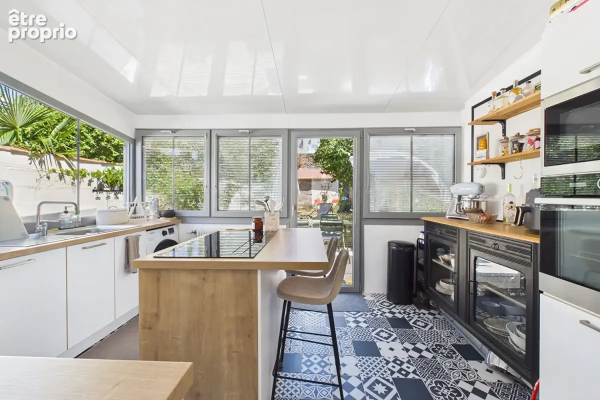 Maison coup-de-coeur 5 pièces 77 m² - Quartier Gare (La Roche-sur-Yon) - photo 2