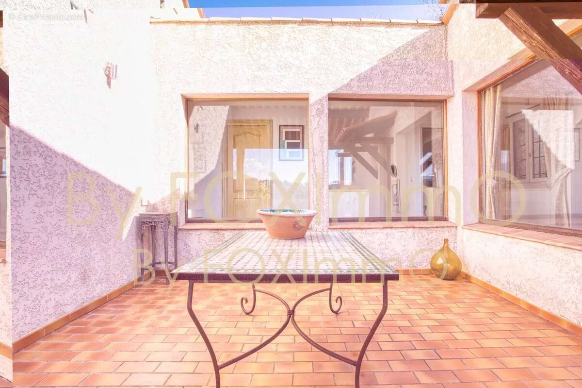 Maison à CAGNES-SUR-MER