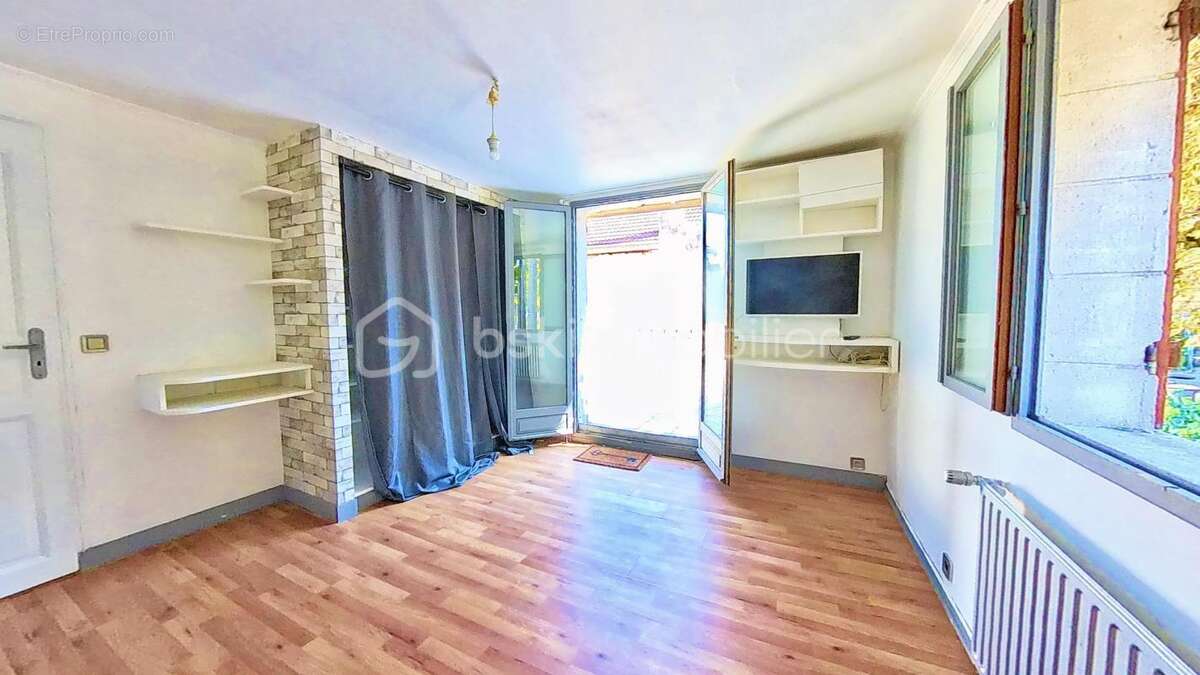 Maison à NEUILLY-PLAISANCE