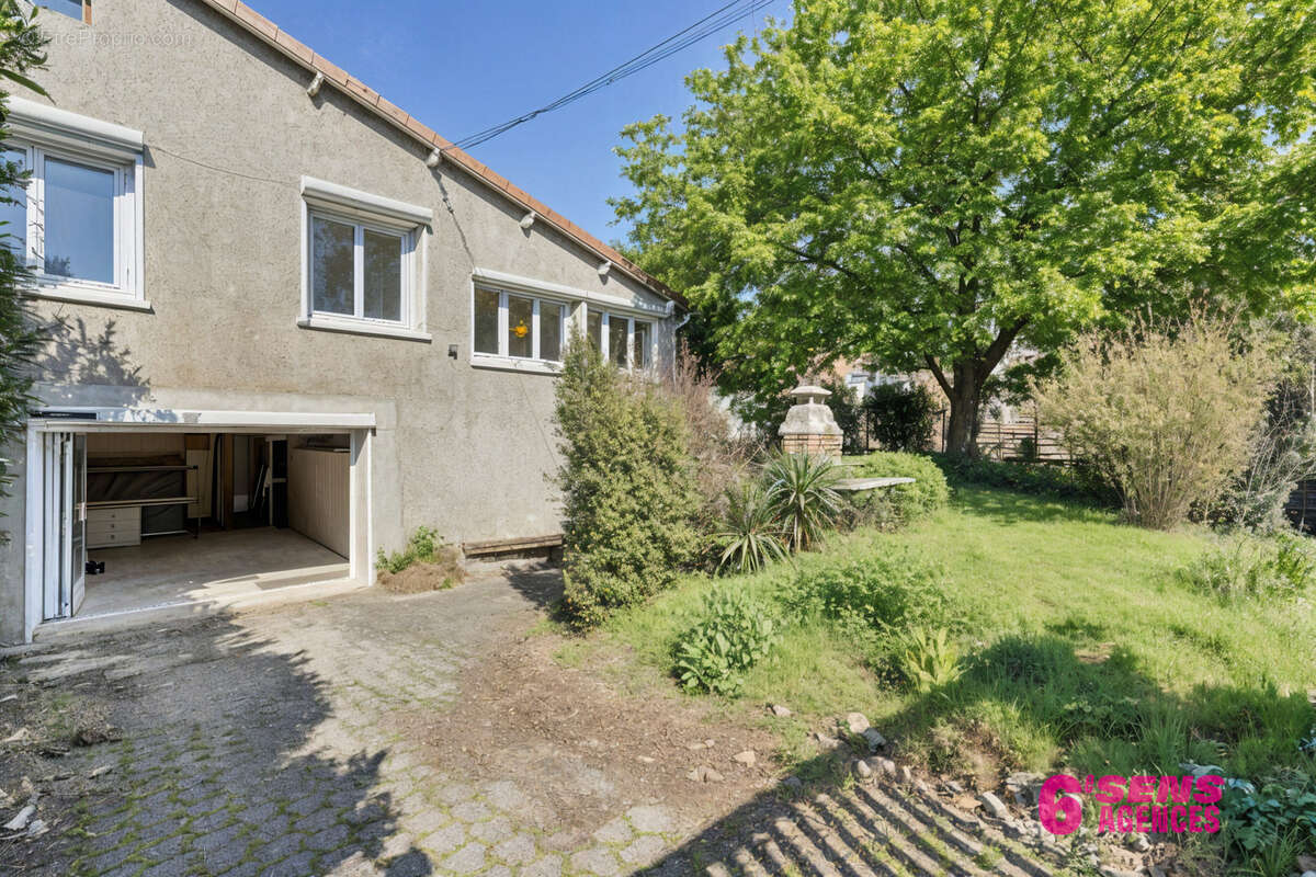 Maison à LYON-9E