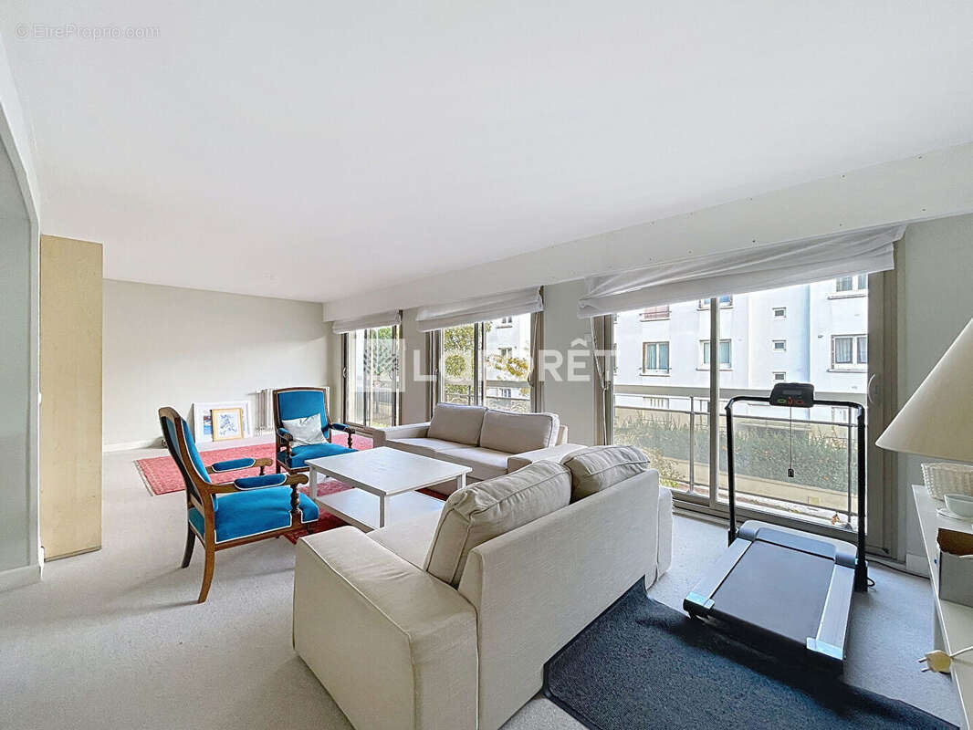 Appartement à LE VESINET