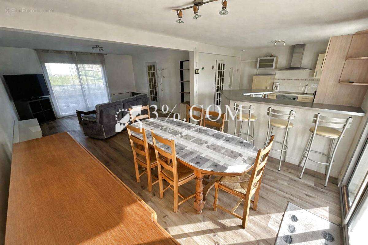 Maison à LA TURBALLE