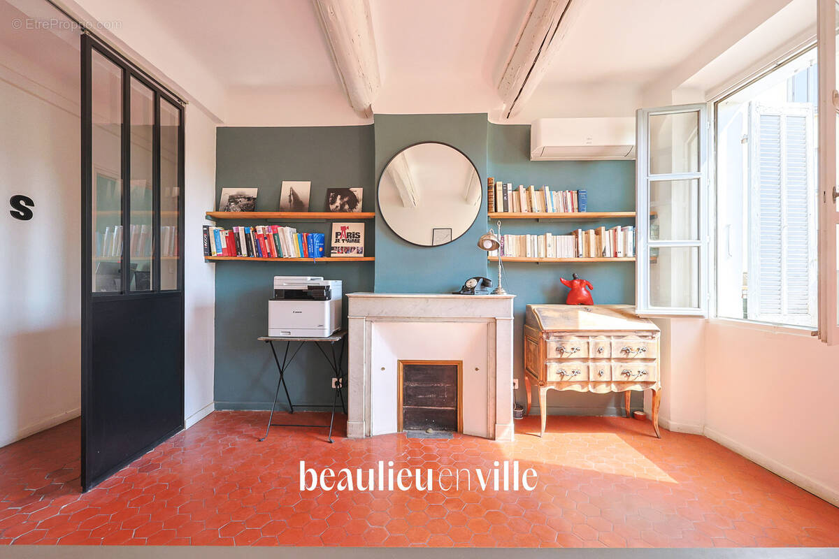 Exclusivite - aix-en-provence - centre historique -  t3 balcon - 328 000 € - photo 2
