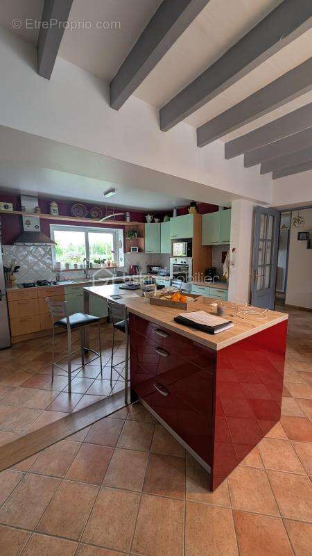 Exclusivité :  Maison rénovée avec grange et terrain constructible en sus (offert) - photo 6